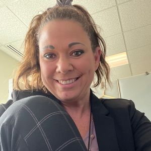 Meet your Posher, Amy